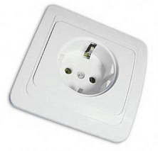 Евро.розетка 1м скр\п белая "ВАЛЕРИ"